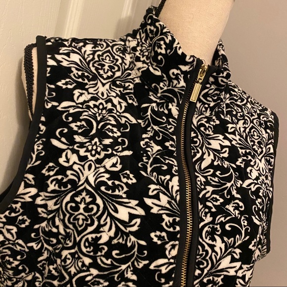 CHARTER CLUB Zip-Up Winter Manor Quilted Vest - Picture 2 of 7